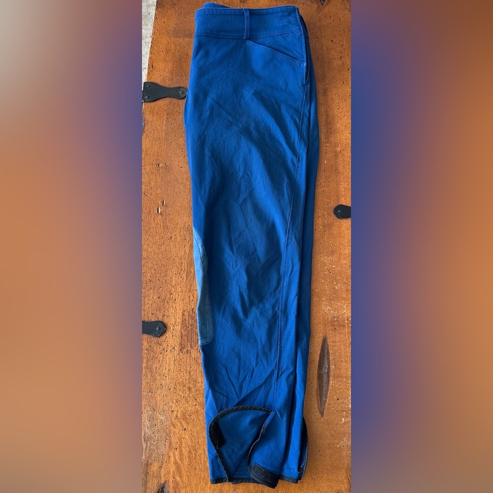 Tailored Sportsman Trophy Hunter